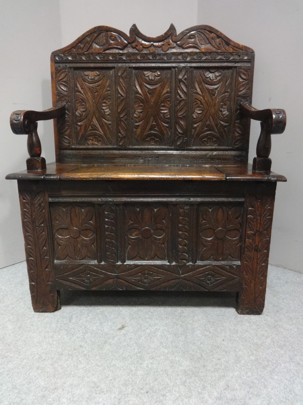 C17th Oak Monks Bench of Small Proportions