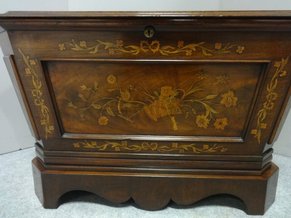 Outstanding Georgian Inlaid Wine Cooler C1790 View III