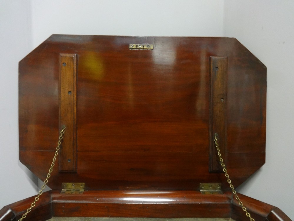 Outstanding Georgian Inlaid Wine Cooler C1790 View V