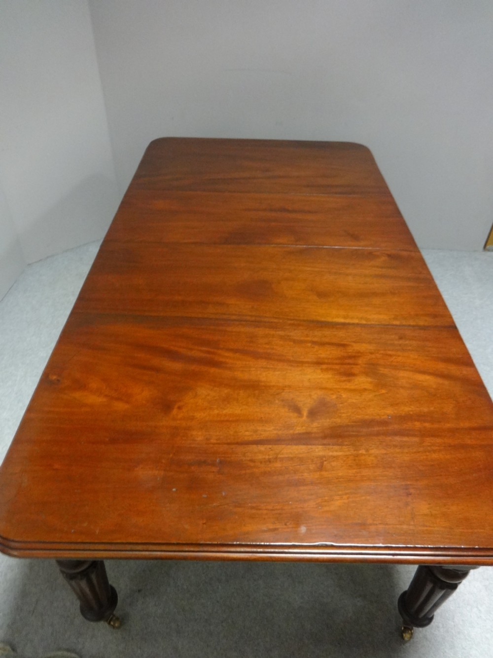 Two Leaf Victorian Mahogany Wind Out Dining Table View VIII
