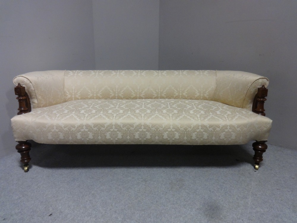 Wonderful Victorian Walnut Couch
