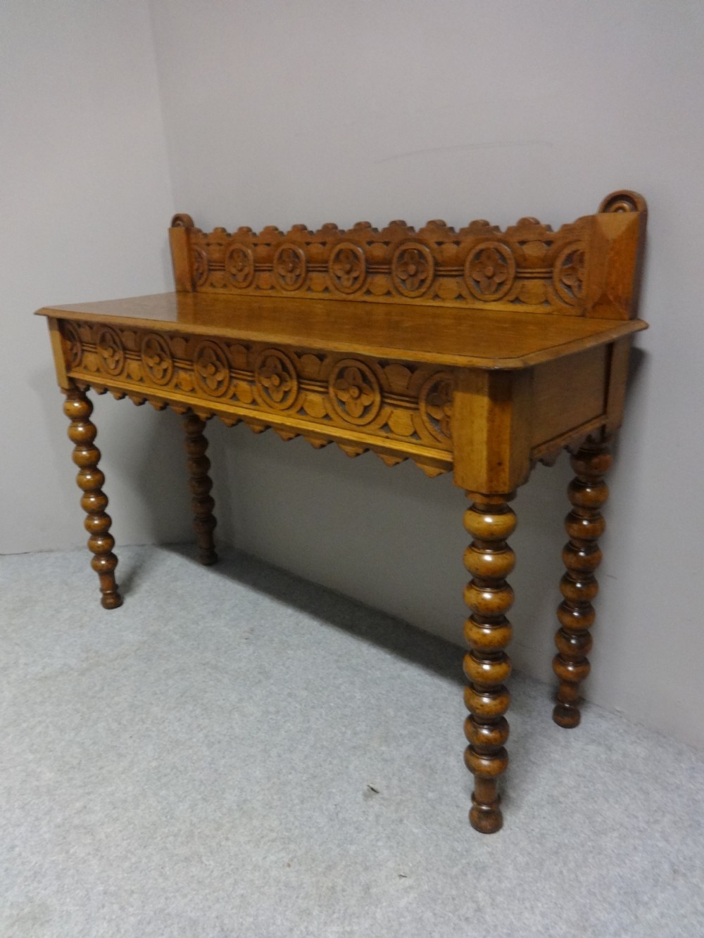 Good Light Oak Console Hall Table View IV