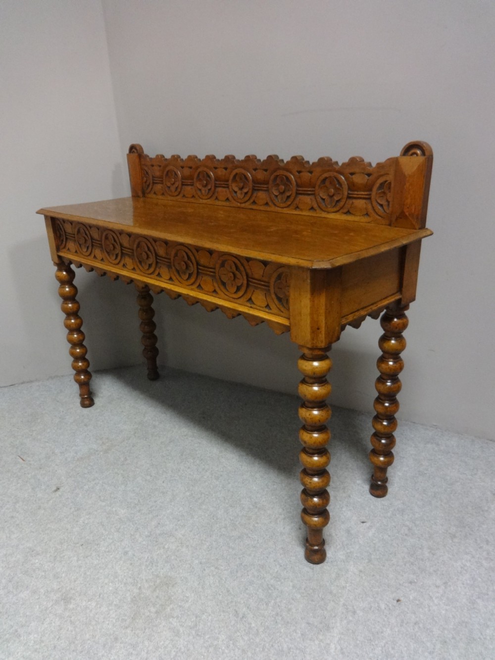 Good Light Oak Console Hall Table View VI