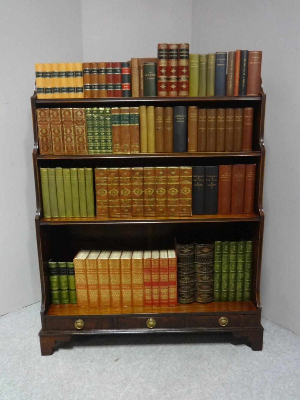Good Mahogany Waterfall Open Bookcase View IV