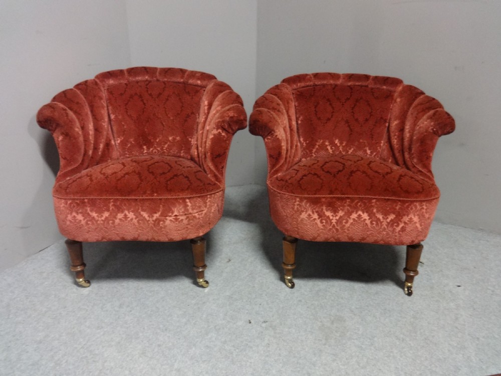 Super Pair Walnut Easychairs