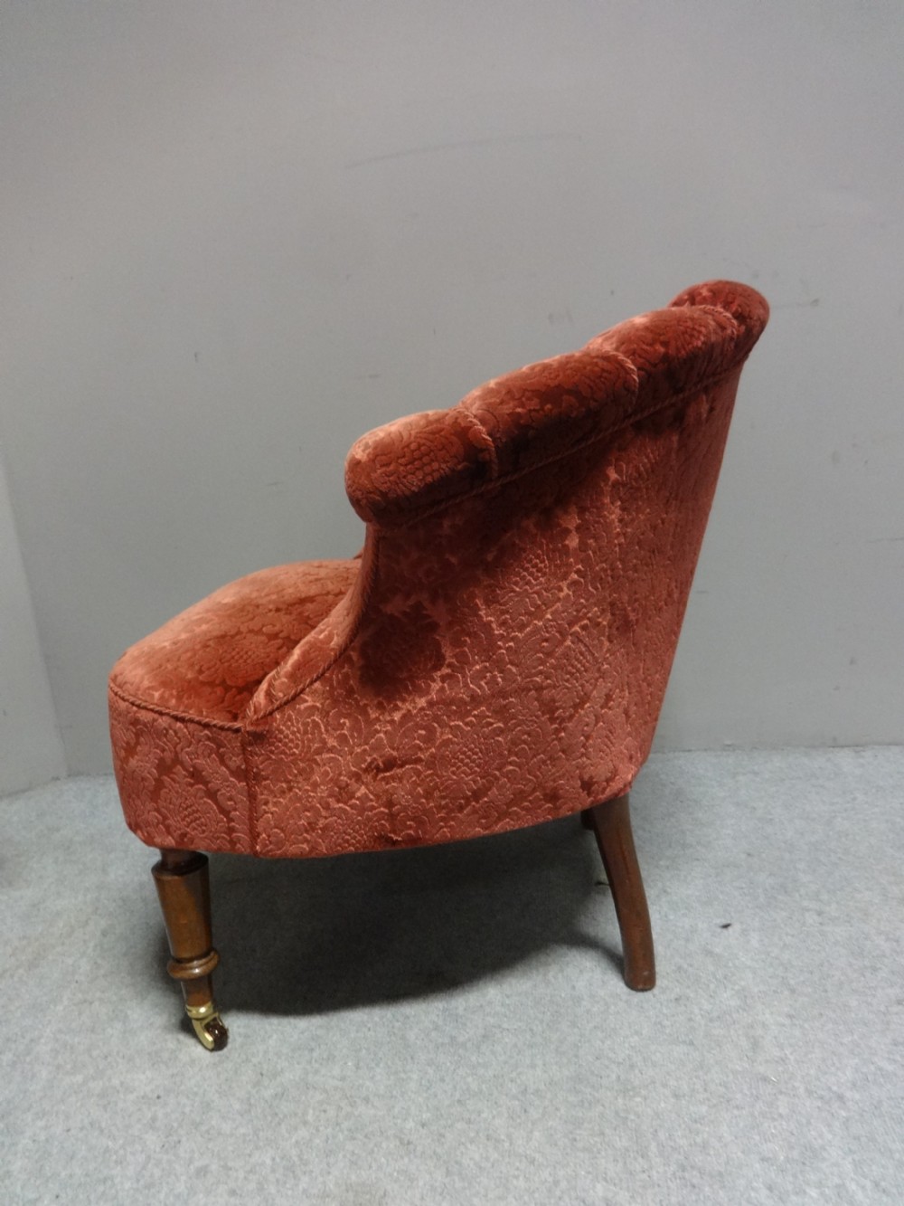 Super Pair Walnut Easychairs View V