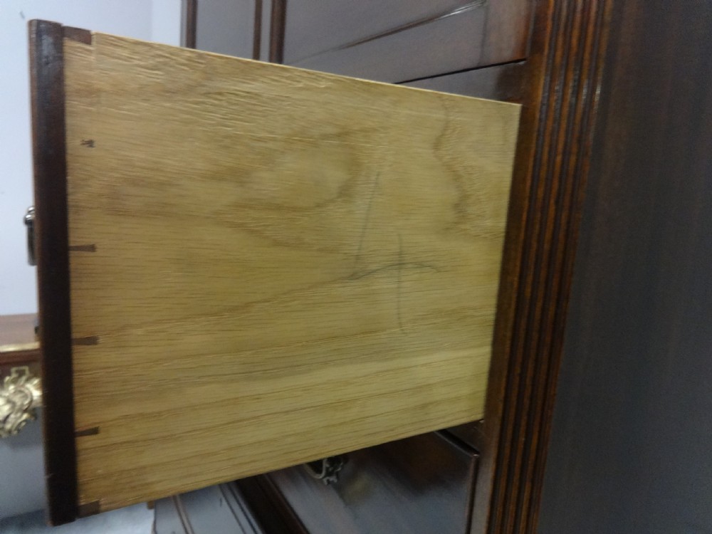 Top Quality Mahogany Chest on Chest of Drawers View IV
