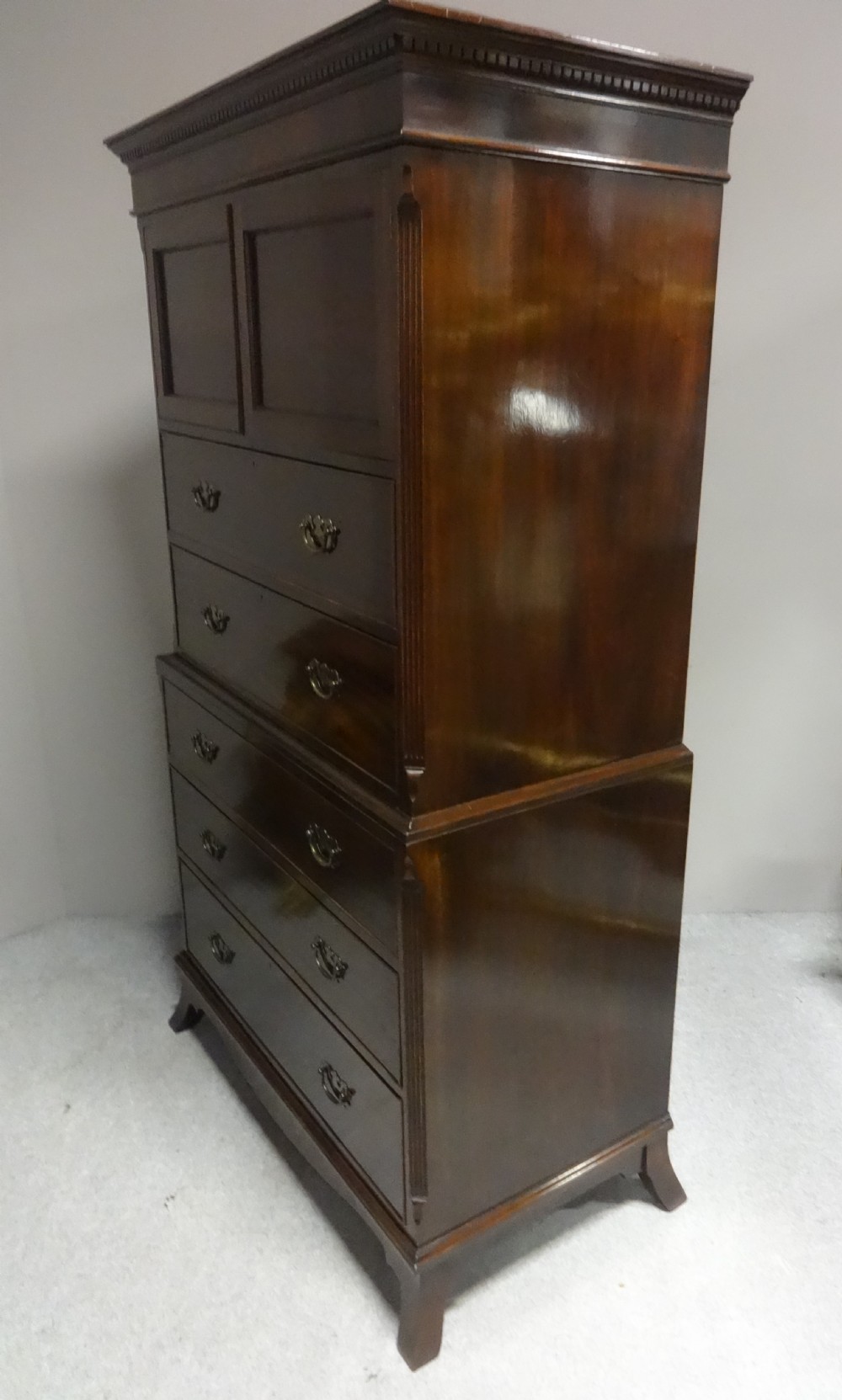 Top Quality Mahogany Chest on Chest of Drawers View X