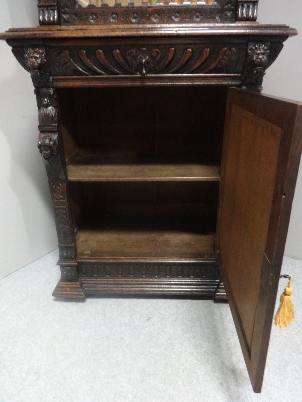 Good Victorian Carved Oak Bookcase  View VI