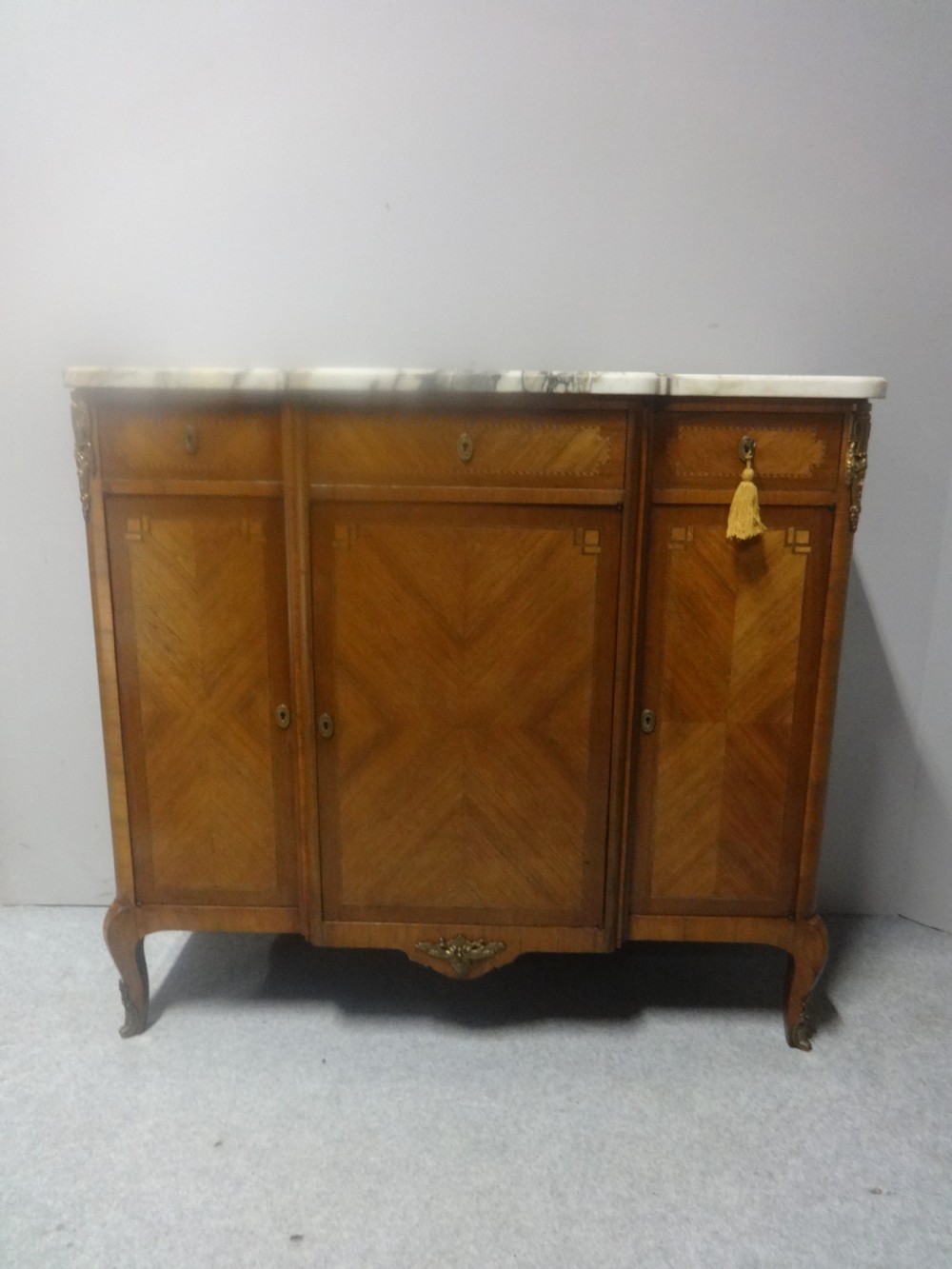 Excellent French Breakfront Sidecabinet View XIII