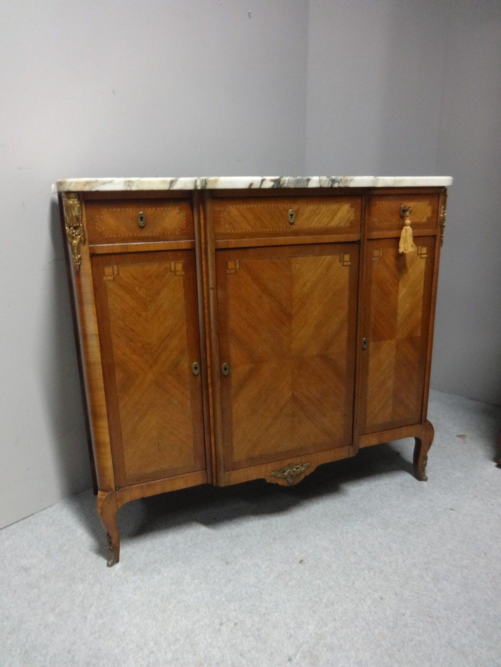 Excellent French Breakfront Sidecabinet View XIV