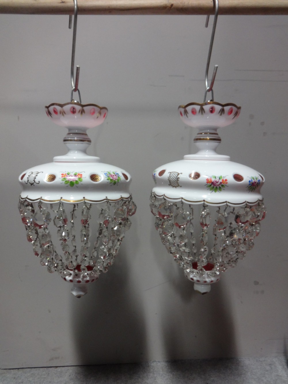Pair White Overlay Cranberry Basket Lights View III