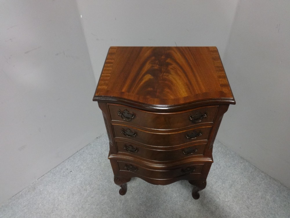 Good Mahogany Chest on Chest of Drawers View III