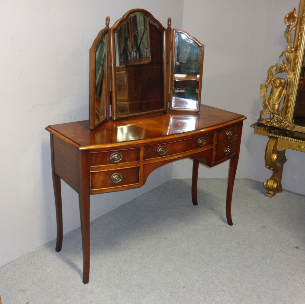 Very Good Georgian Mahogany Dressing Table View III