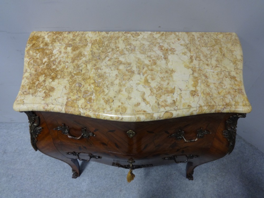 Very Good Tulipwood Commode Chest of Drawers View II
