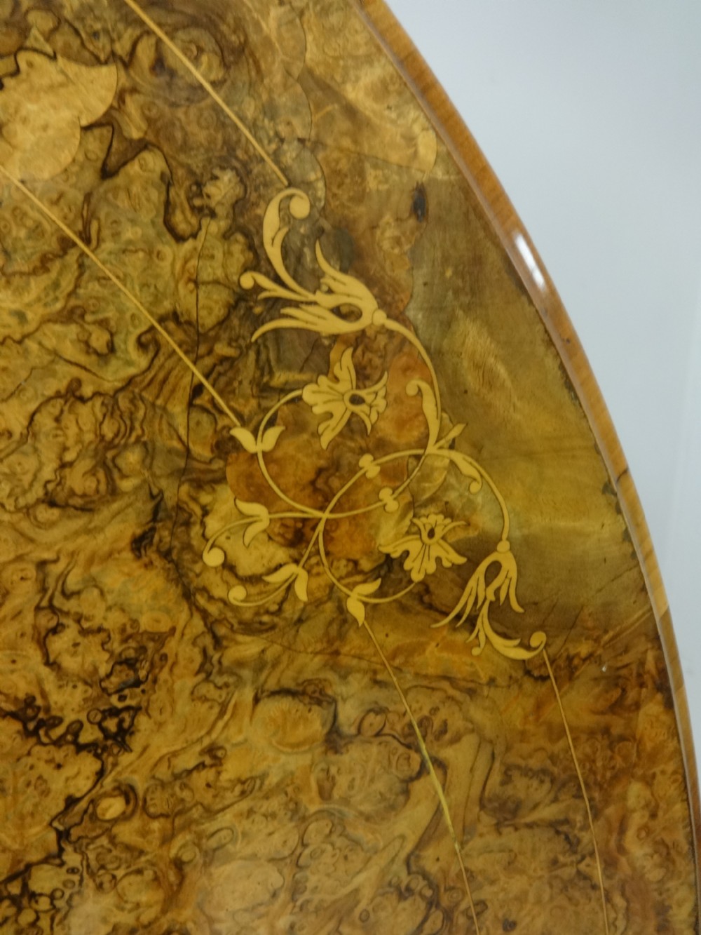 Wonderful Burr Walnut Inlaid Loo Table View VII