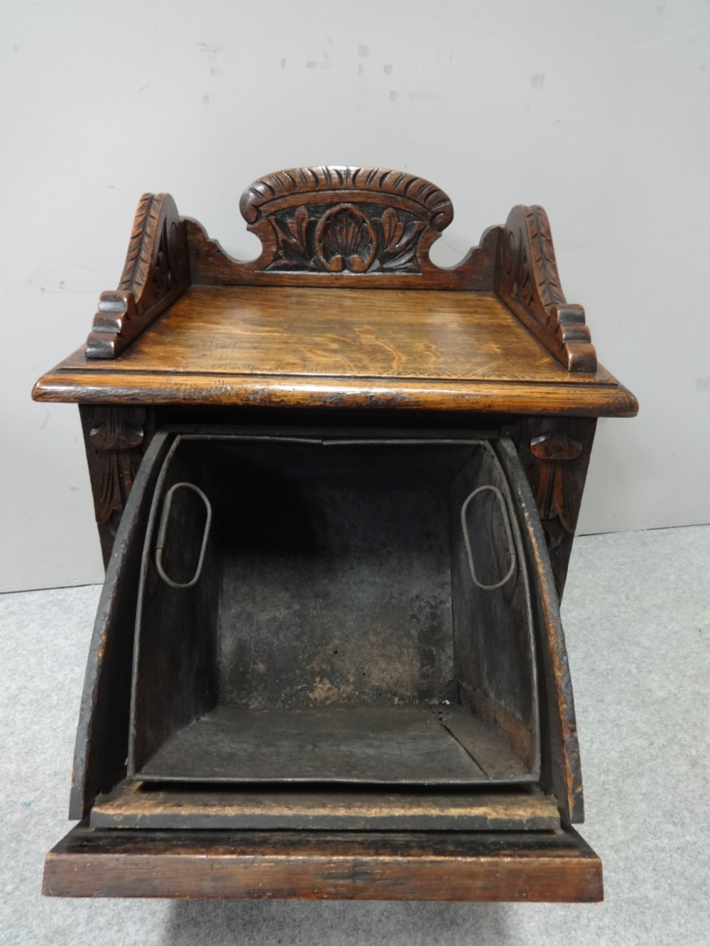 Victorian Green Man Carved Oak Coal Bin View IV