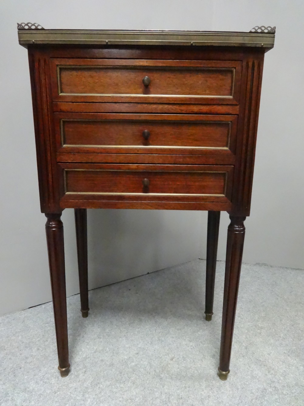 Excellent Pair French Empire Mahogany Bedside Lamp Chests View III