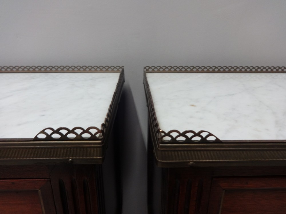 Excellent Pair French Empire Mahogany Bedside Lamp Chests View VIII