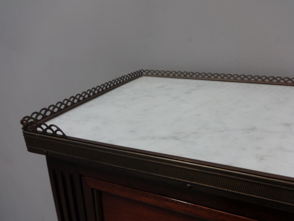 Excellent Pair French Empire Mahogany Bedside Lamp Chests View IX