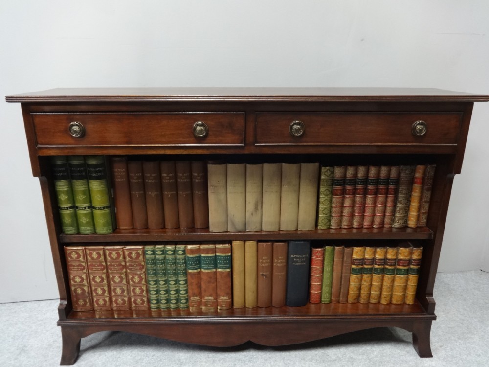 Mahogany Low Open Bookcase