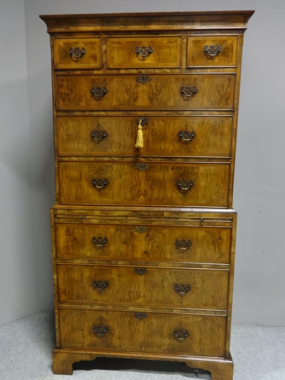 Top Quality Burr Walnut Chest On Chest of Drawers