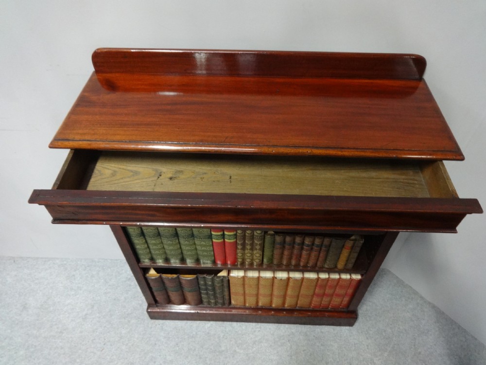 Good Victorian Mahogany Adjustable Open Bookcase View VI