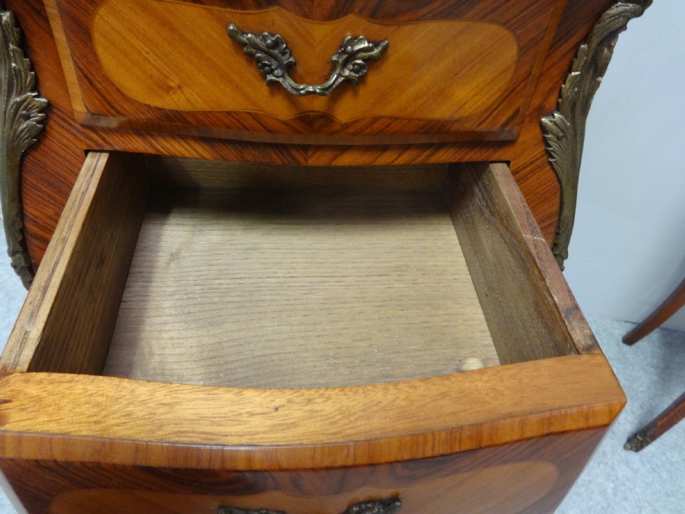 Excellent Quality French Bedside Lamp Chests of Drawers View IX