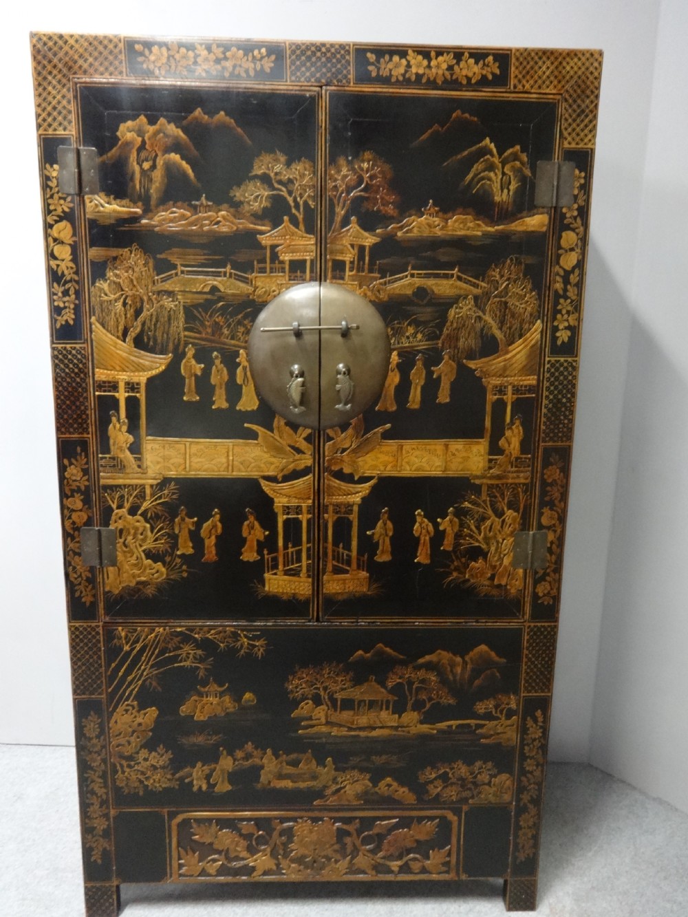 Excellent Quality Chinoiserie Cabinet View II