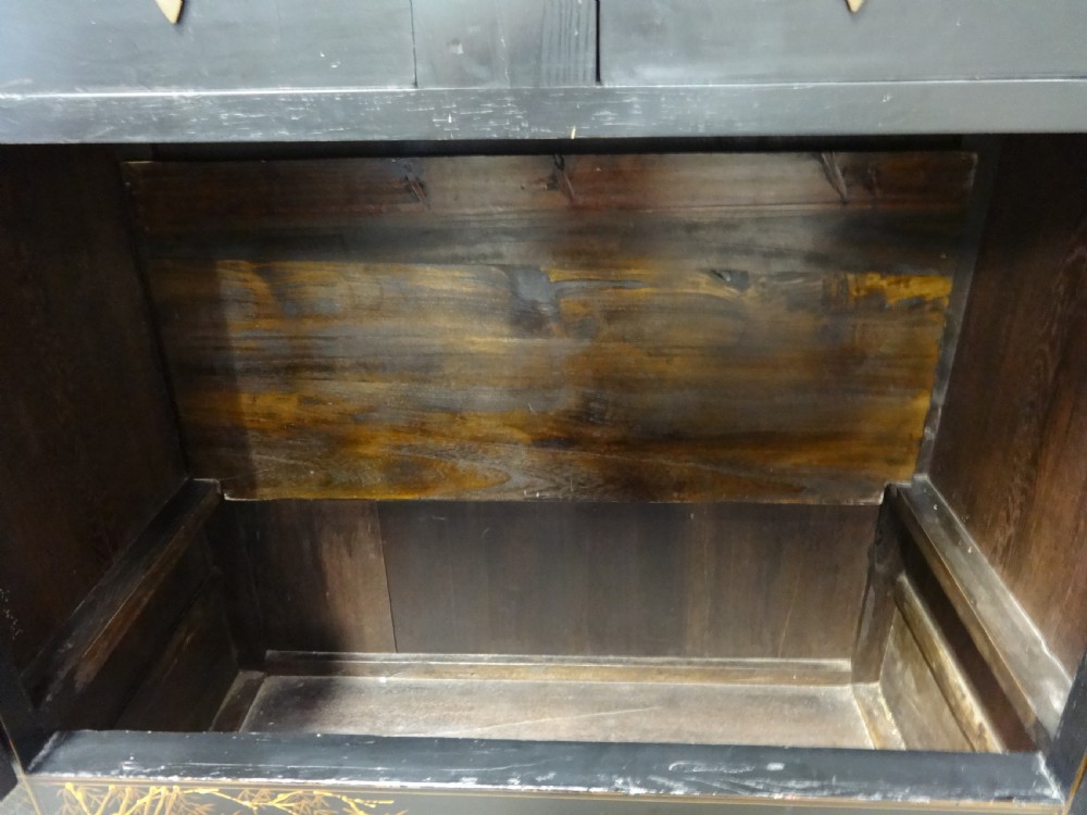 Excellent Quality Chinoiserie Cabinet View XV