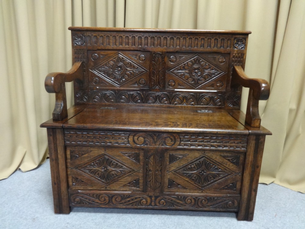 Excellent Quality Oak Monks Bench Settle View II