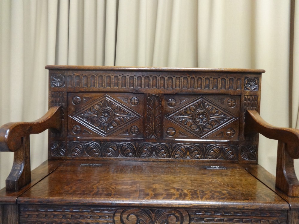 Excellent Quality Oak Monks Bench Settle View IV