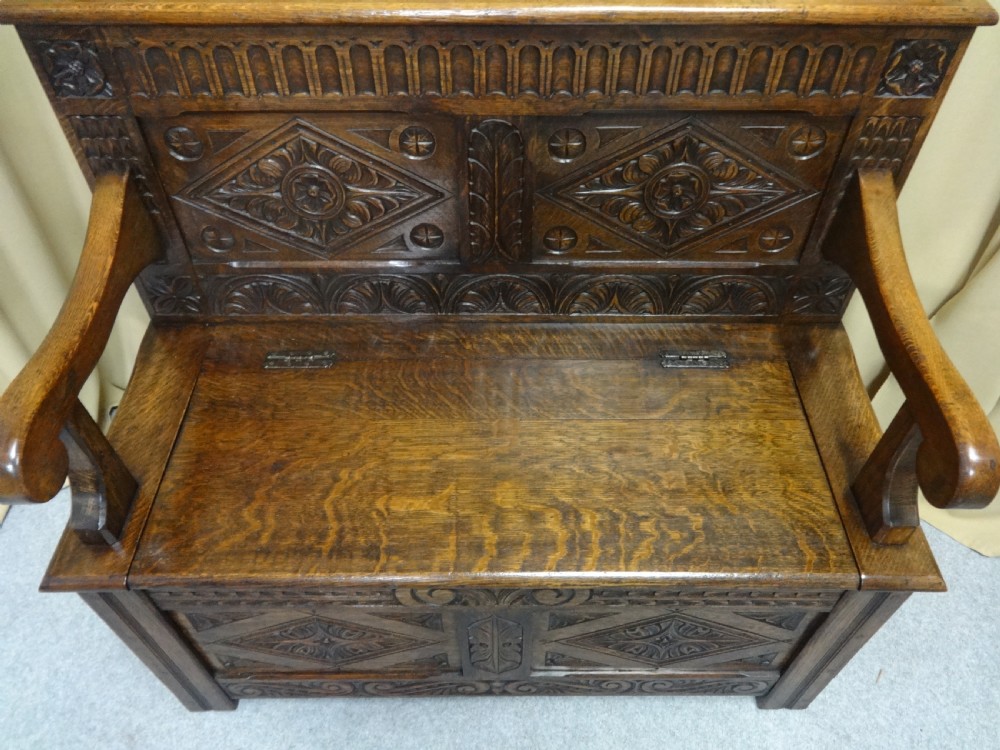 Excellent Quality Oak Monks Bench Settle View V