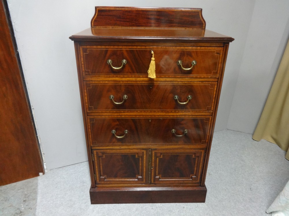 Lovely Quality Inlaid Mahogany Chest of Drawers View II