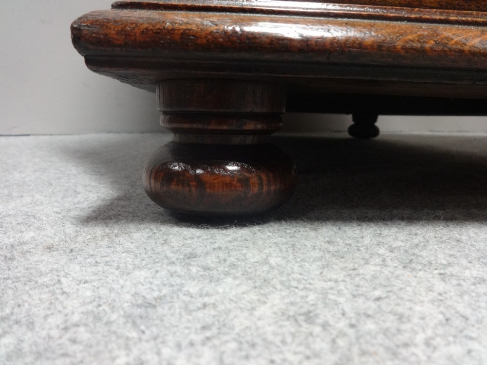 Superb Victorian Oak Pedestal Desk View III