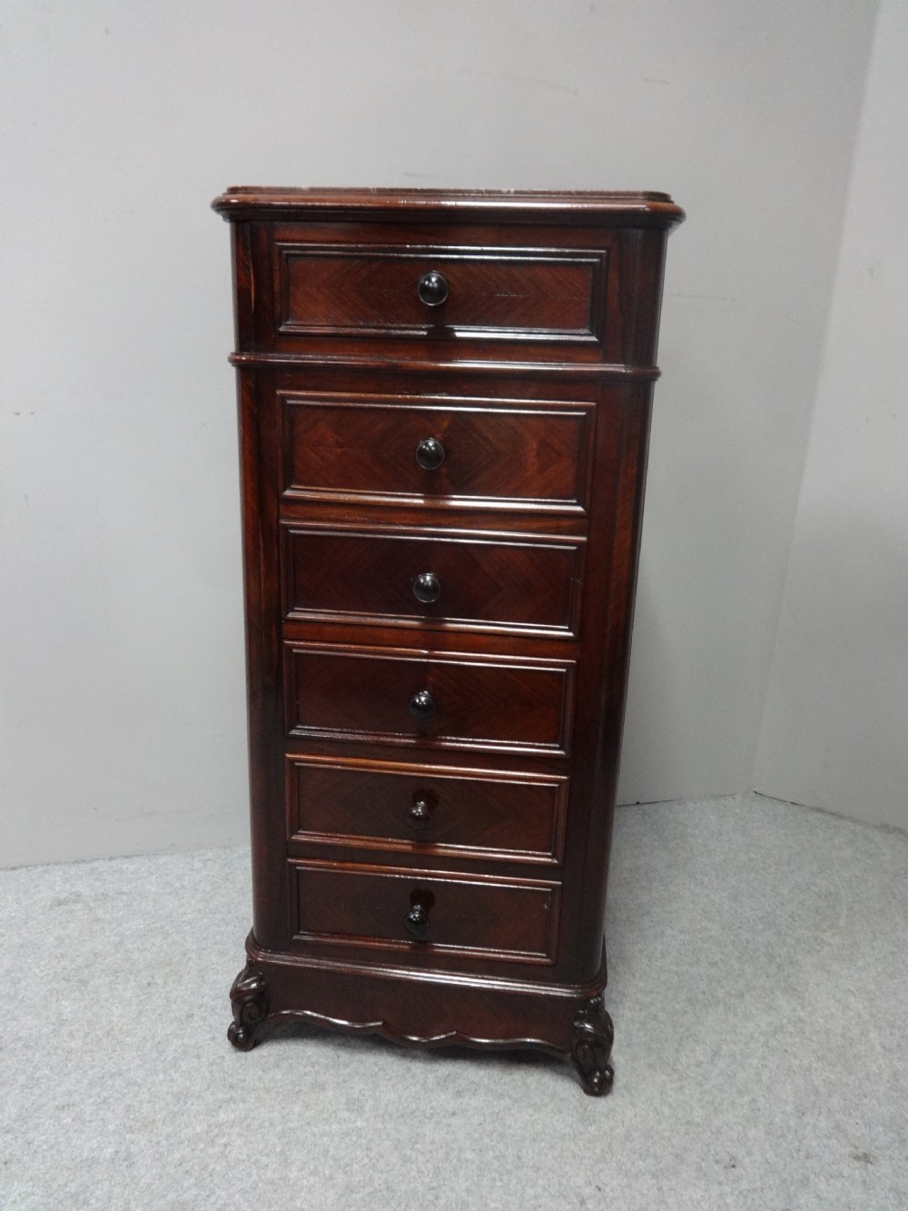 Pretty Freestanding French Rosewood Chest of Drawers