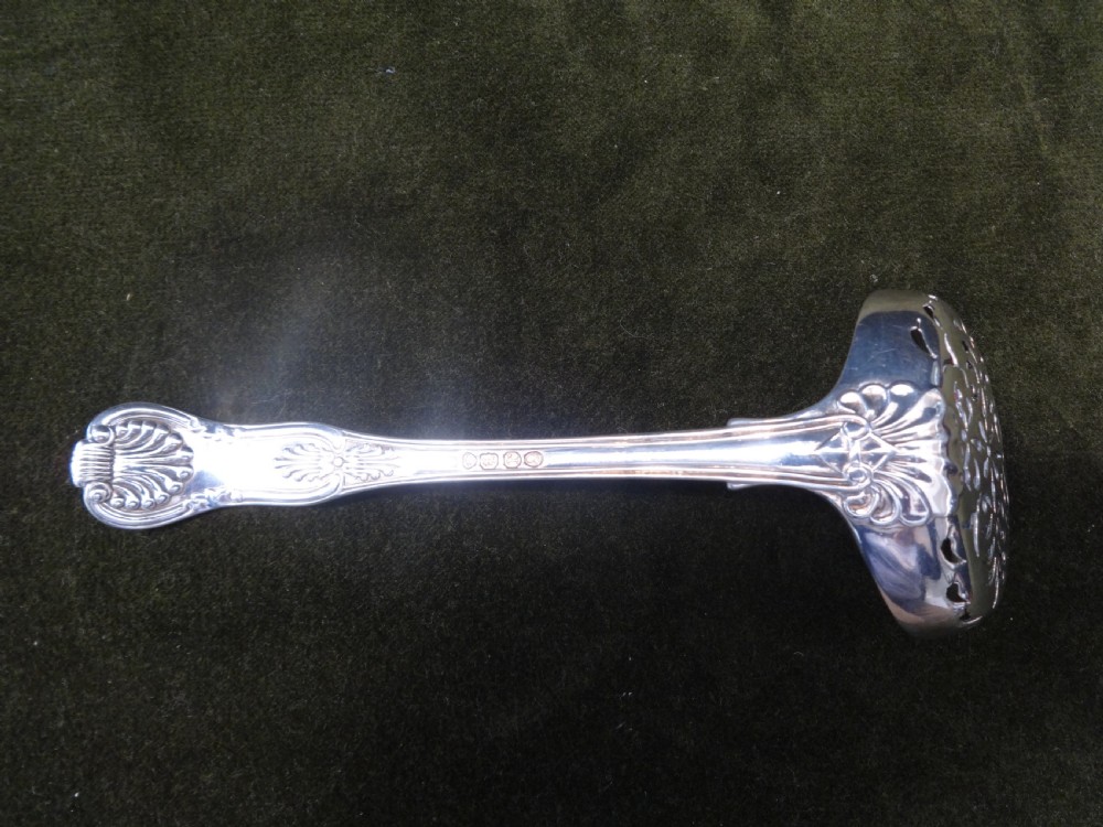 Kings Pattern Sifter Ladle LONDON 1832 View III