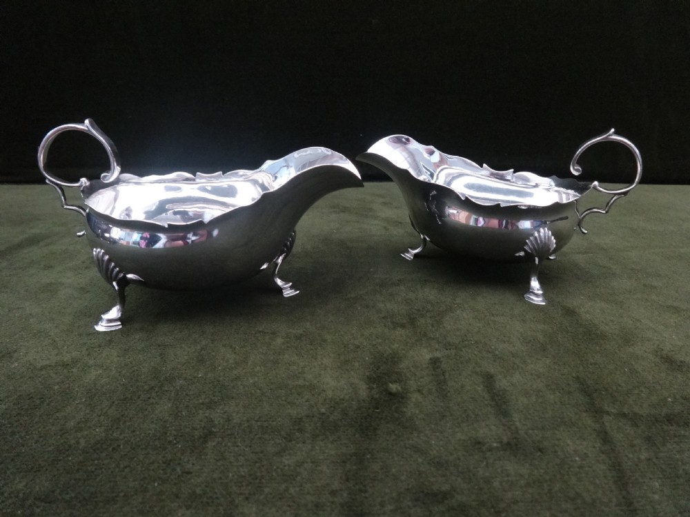Good Pair of Victorian Silver Sauce Boats London 1899