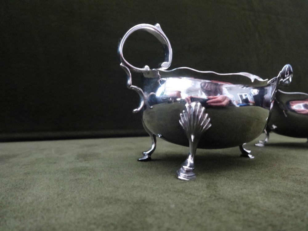 Good Pair of Victorian Silver Sauce Boats London 1899 View III