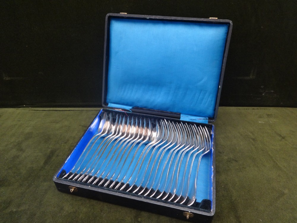 Boxed Set of French Boulenger Silver Spoons and Forks View IV