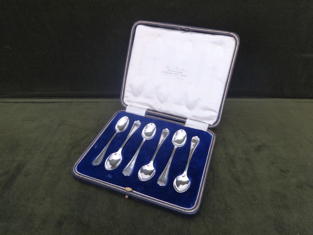Boxed Set of Silver Tea Spoons