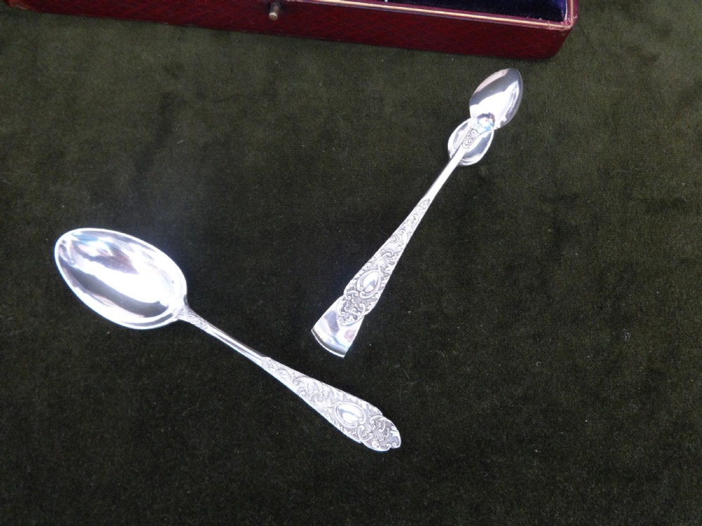 Cased Set of Silver Plate Teaspoons View II