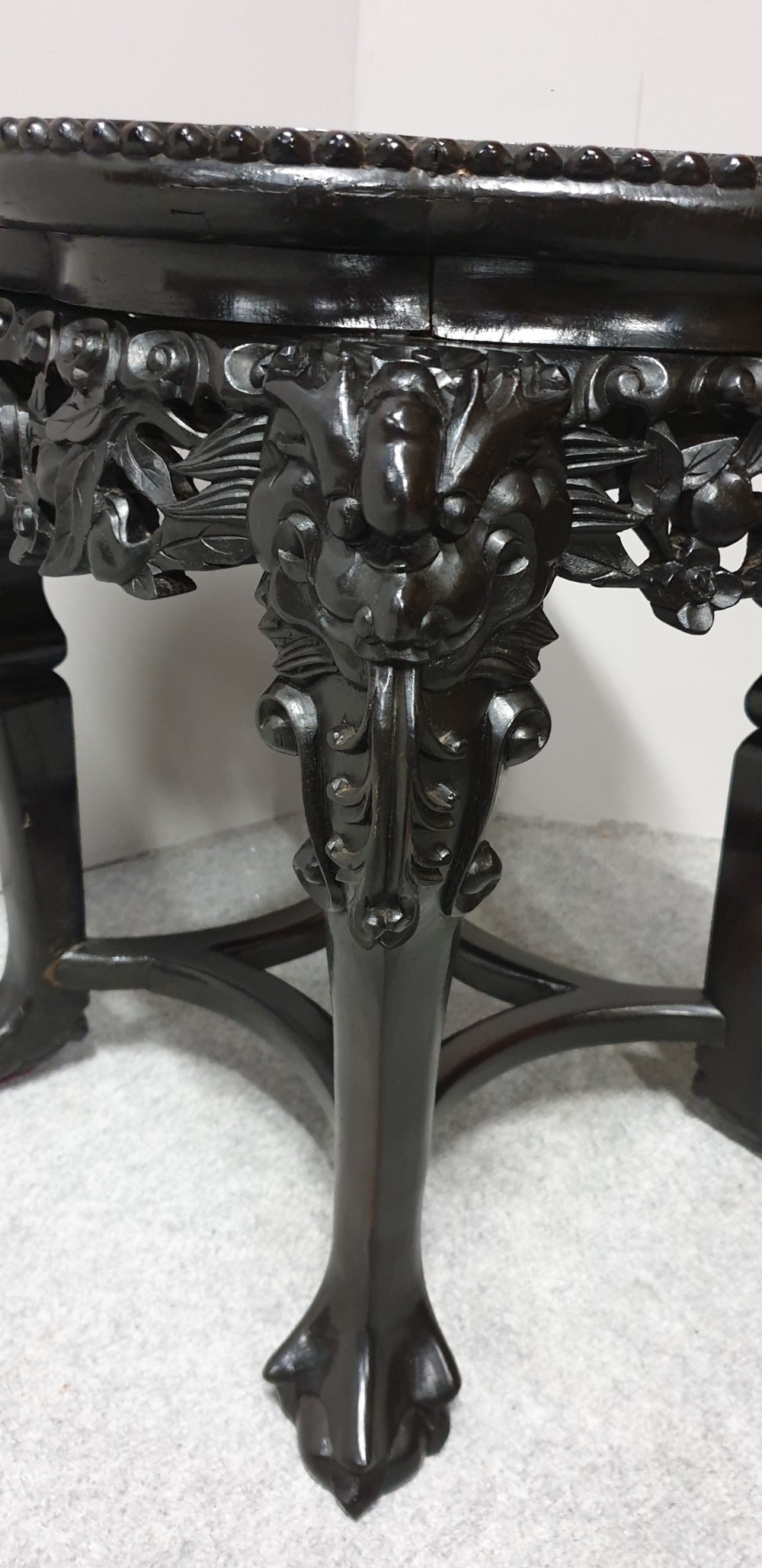Good Oriental Padauk Stand View II