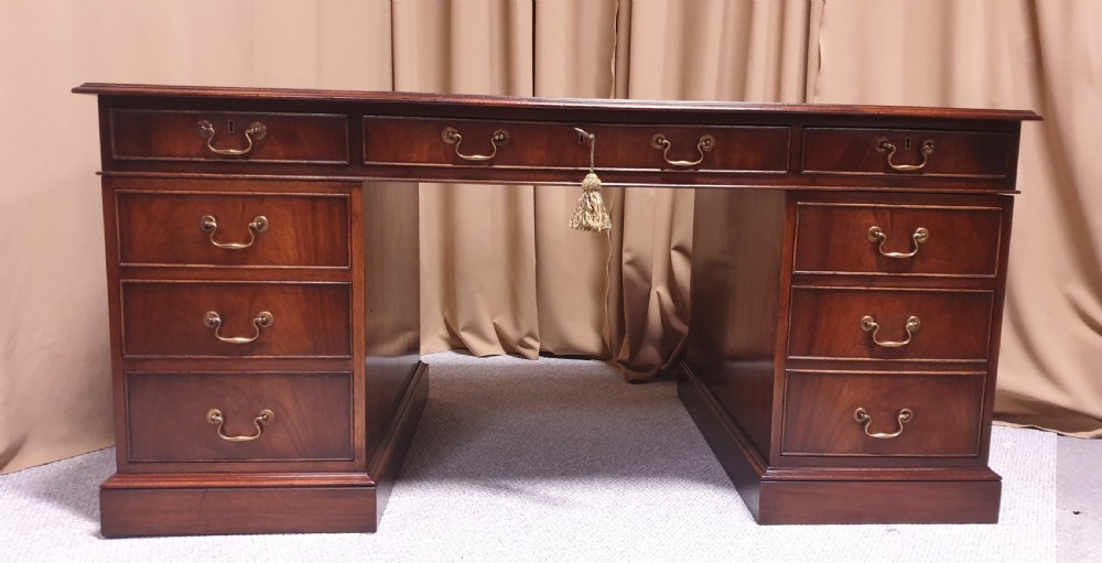 Georgian Mahogany Pedestal Desk View III