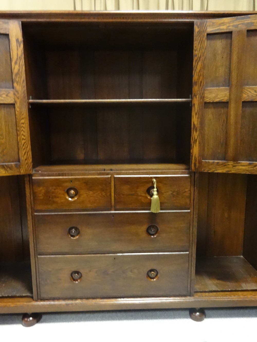 Oak Cottage Compactum Wardrobe of Small Proportions View VI