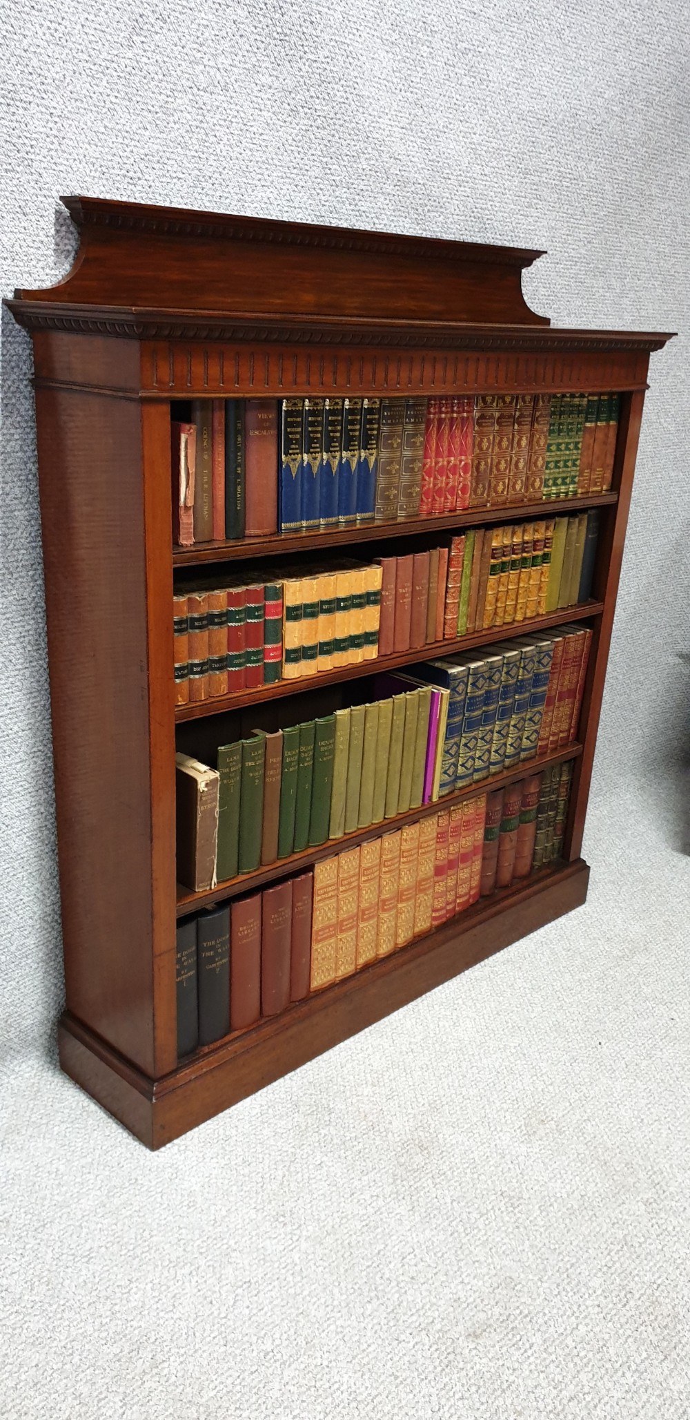 Excellent Quality Open Bookcase View V