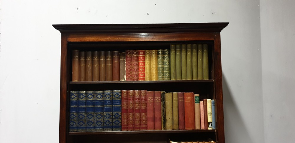 Georgian Mahogany Adjustable Open Bookcase View III