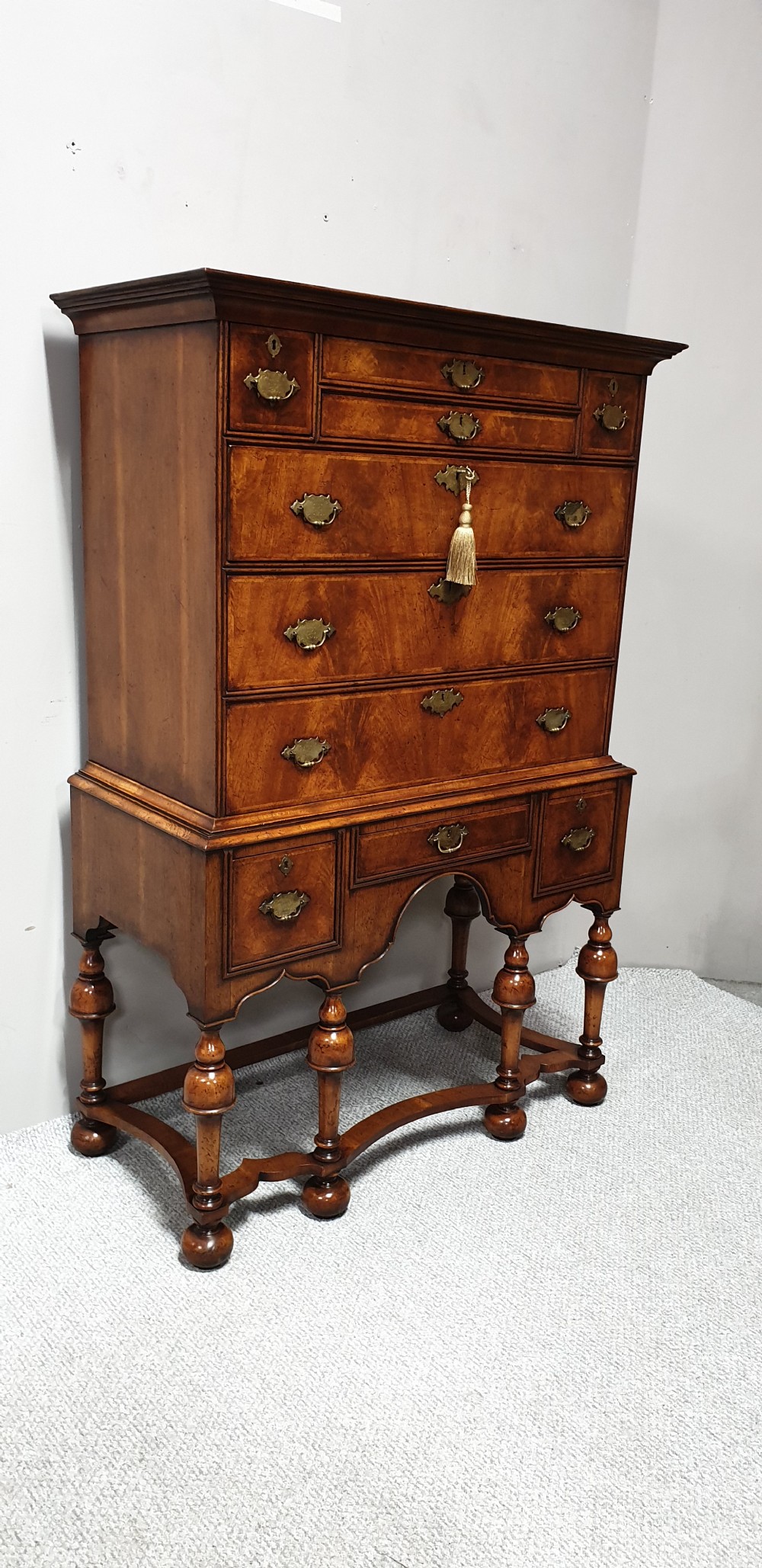 Outstanding Burr Walnut Chest of Drawers on Stand