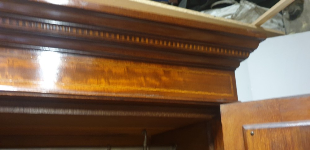 Excellent Quality Inlaid Compactum Wardrobe View X