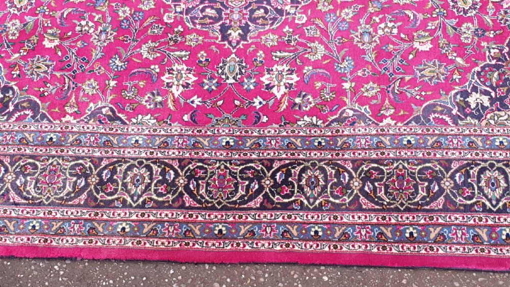 Excellent Quality Wool Carpet View VI